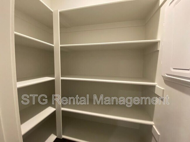 Building Photo - 1130 S 4380 W