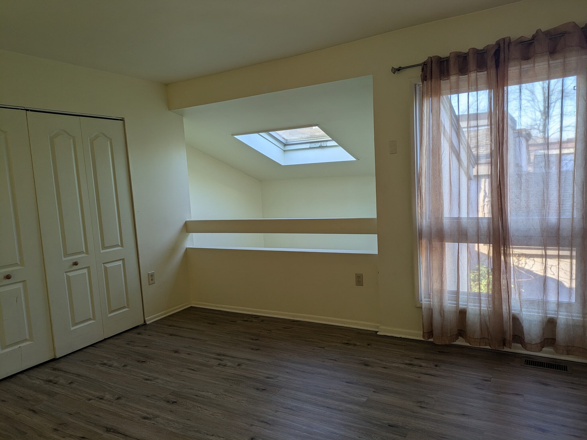 Upstair Bedroom #1 - 11222 Snowflake Ct