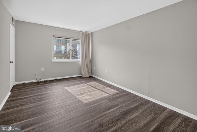 Building Photo - 12207 Braxfield Ct