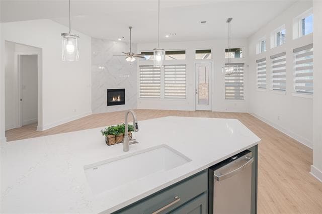 Building Photo - 3500 Mescalbean Dr