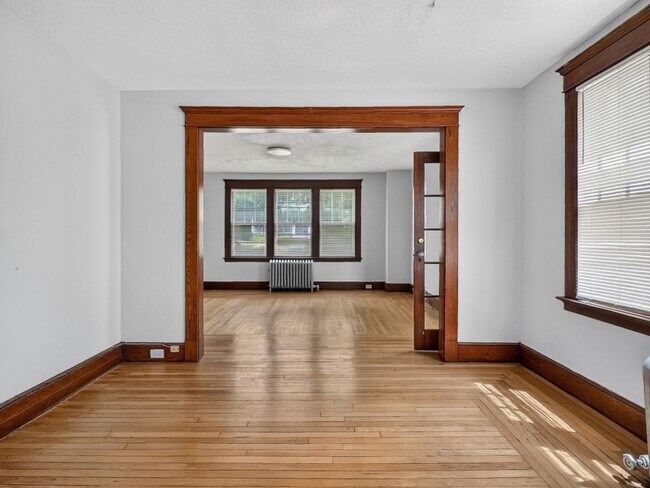 Building Photo - 62-64 Sheldon Terrace
