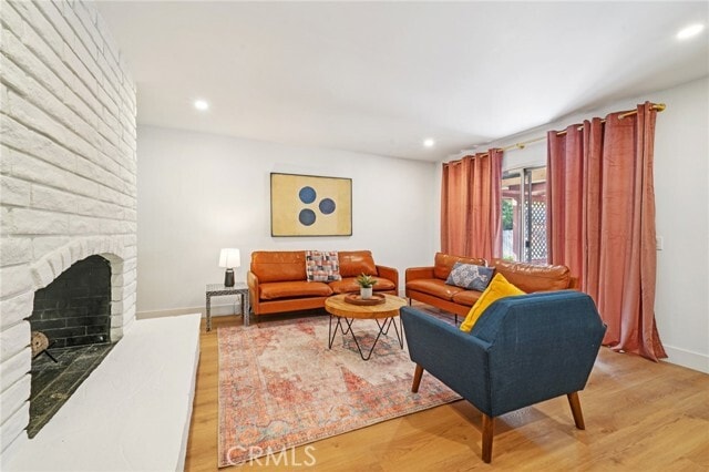 Building Photo - 1500 Country Club Dr