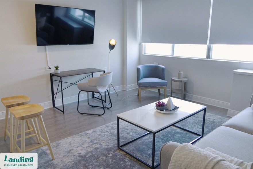 Building Photo - 305 Dr. M.L.K. Jr St S