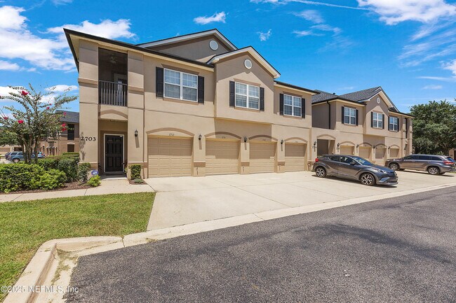 Building Photo - 12301 Kernan Forest Blvd