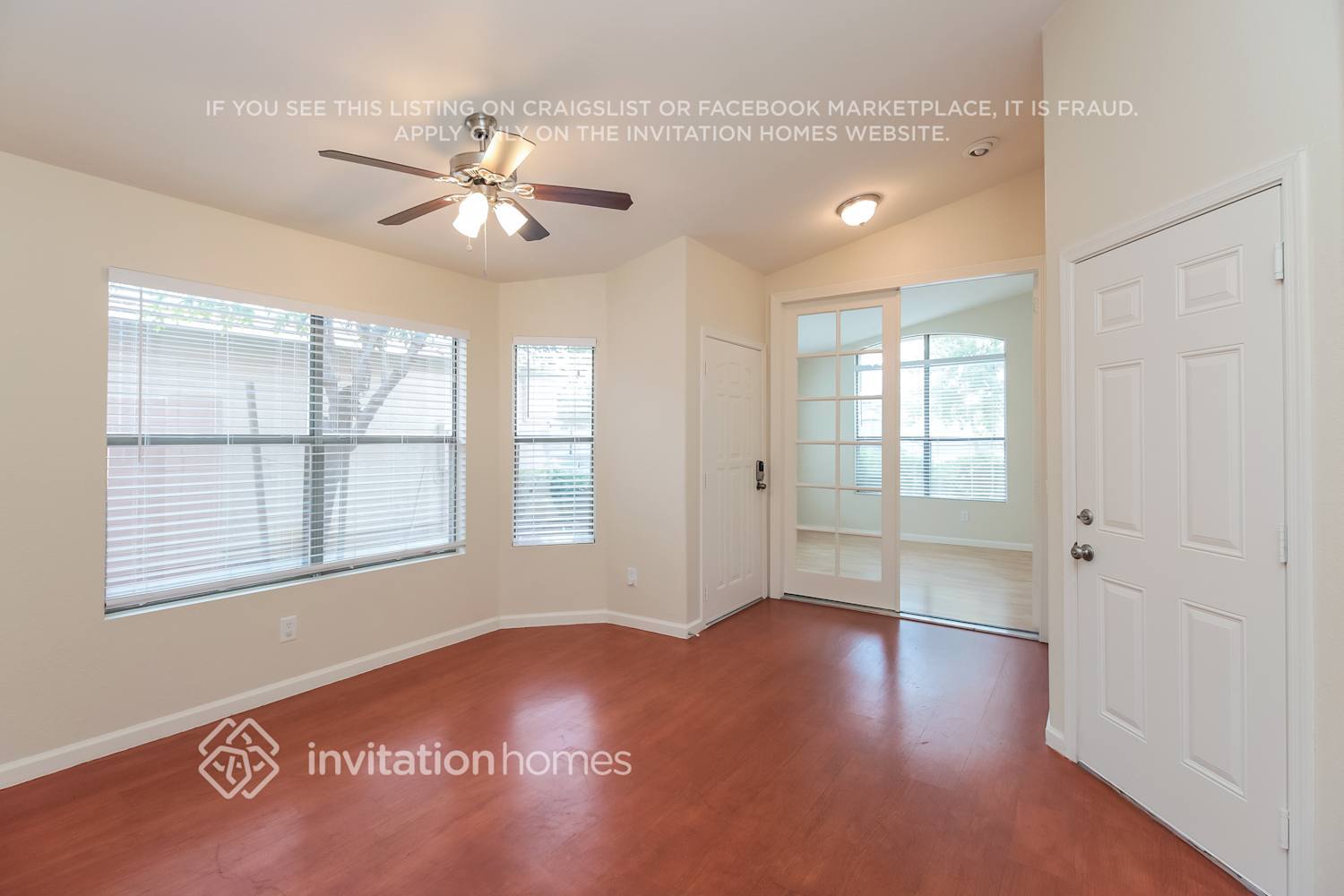 Building Photo - 2304 E Pinto Dr