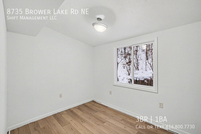 Building Photo - 8735 Brower Lake Rd NE