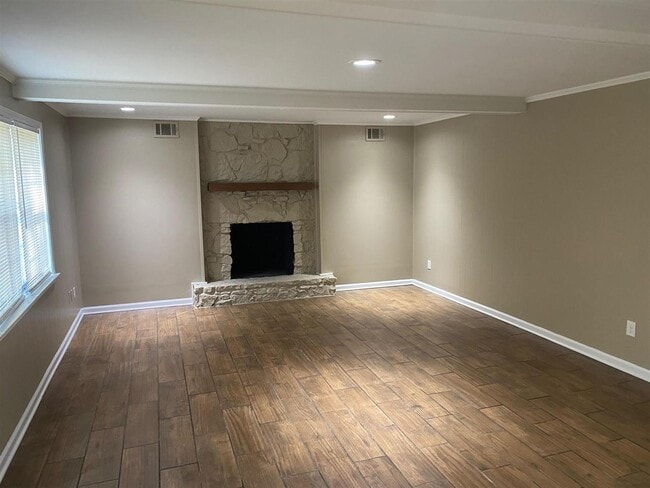 Building Photo - 8817 Tottenham Cove