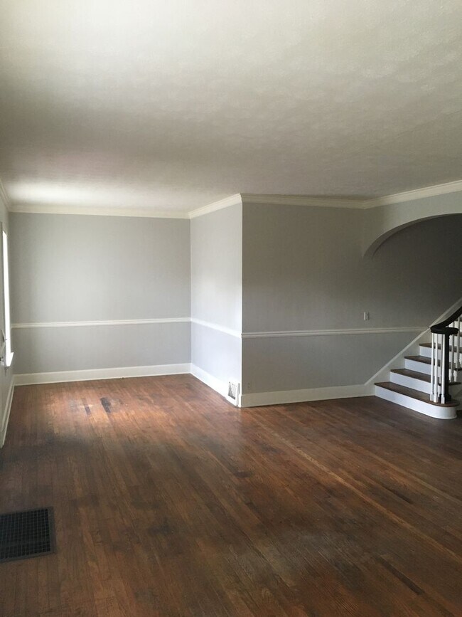 Building Photo - 1143 A&amp;B N Broad St.