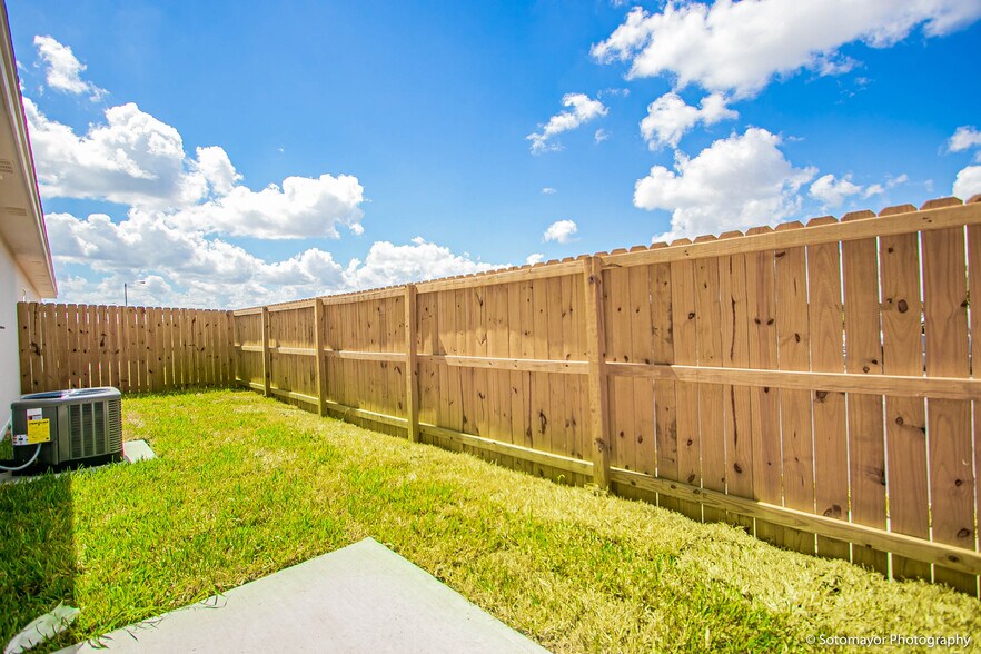 Building Photo - 3424 Golden Nugget