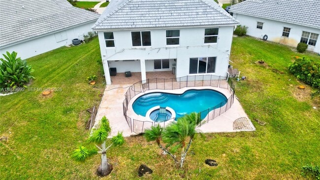 Building Photo - 7109 Walden Pond Ct