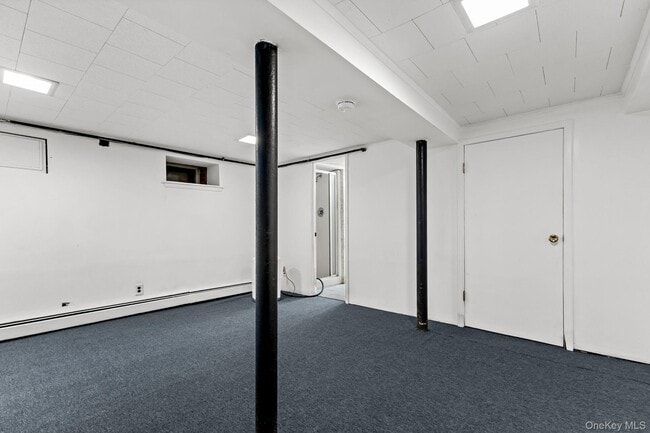 Building Photo - 45 Pamela Ln