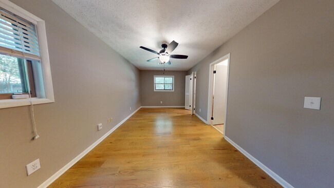 Building Photo - Shelton Woods Single Family