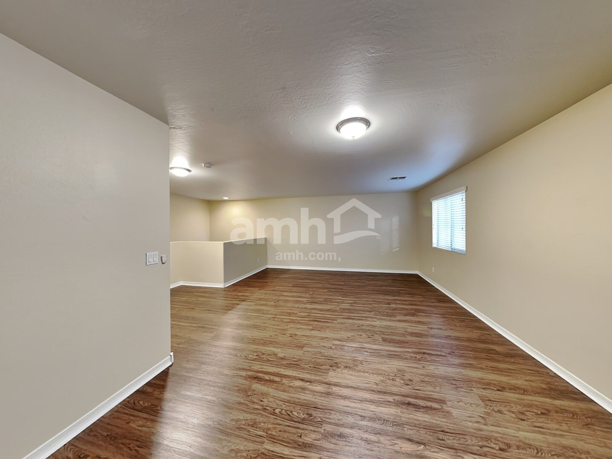 Building Photo - 2451 S 160th Dr