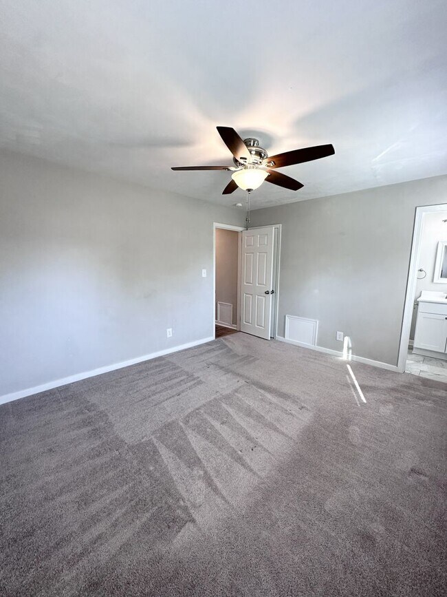 Building Photo - Waterfront Living in Chesapeake – Serene Views & Prime Location