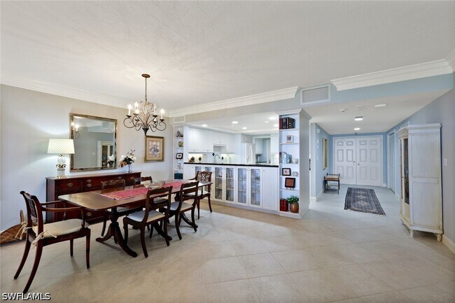 Building Photo - 6075 Pelican Bay Blvd