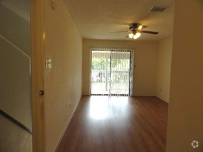 Building Photo - 9523 Pagewood Ln