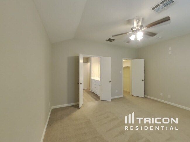 Building Photo - 1711 Coxwold Ct