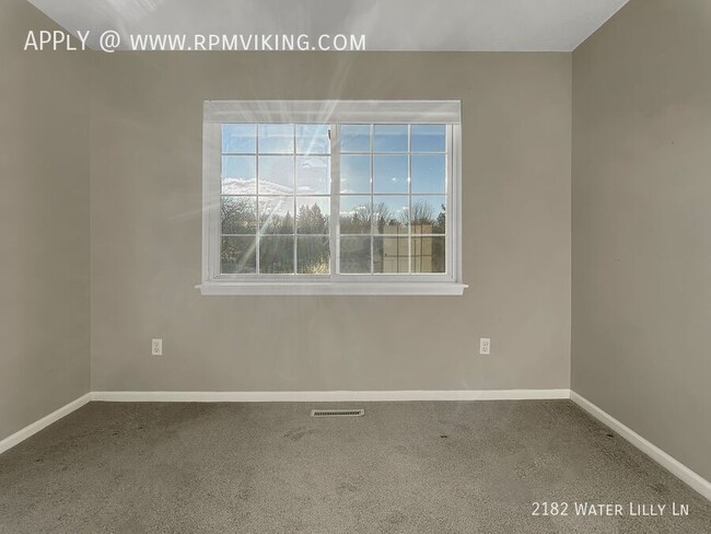 Building Photo - 3br 2.5ba 2cg ~ Security Deposit Free Alte...