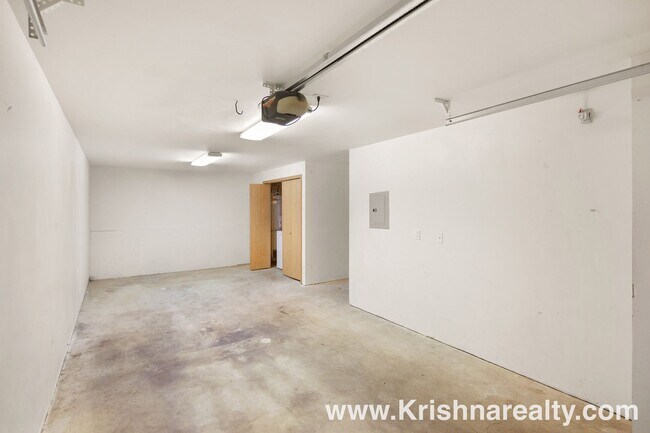 Building Photo - 5281 SW 174th Terrace