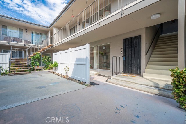 Building Photo - 2940 W Carson St