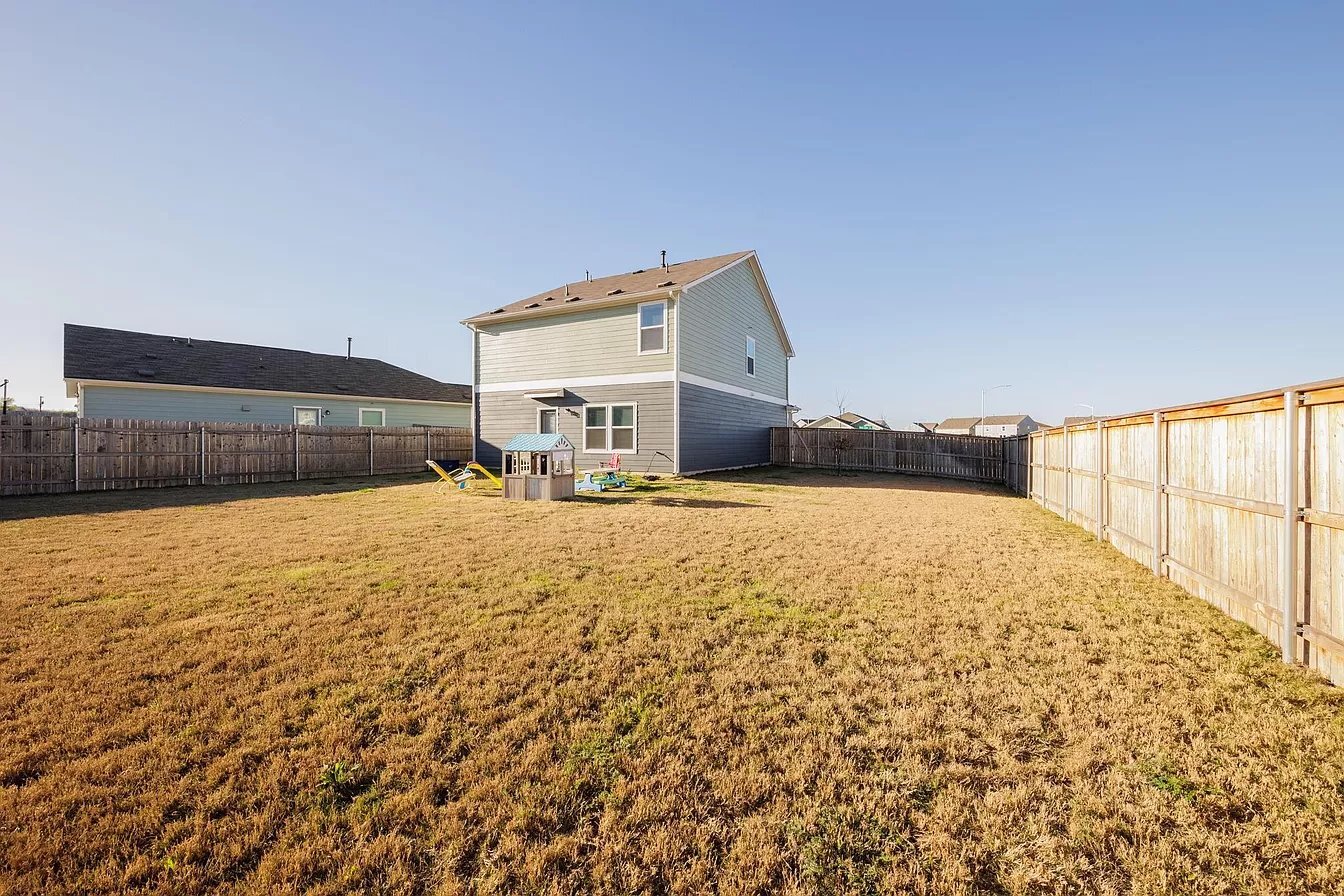 Building Photo - 15313 Pale Glow Cv