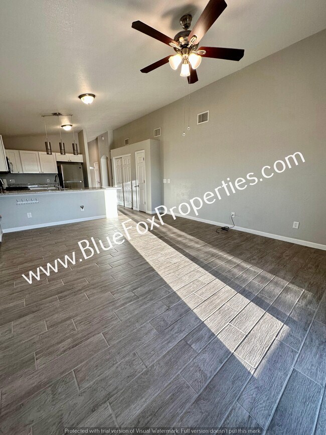 Building Photo - 13201 N Classic Overlook Ct