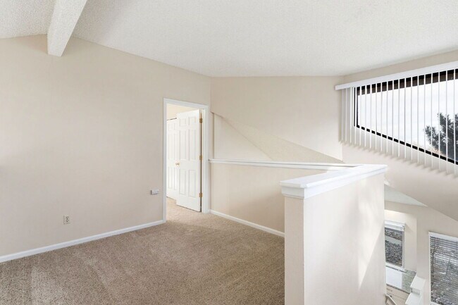 Building Photo - 4015 Autumn Heights Dr