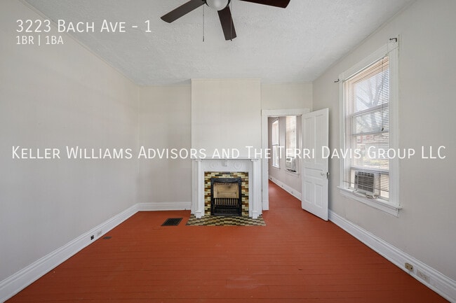 Building Photo - 3223 Bach Ave