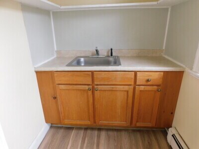 Building Photo - 81 Merriam St