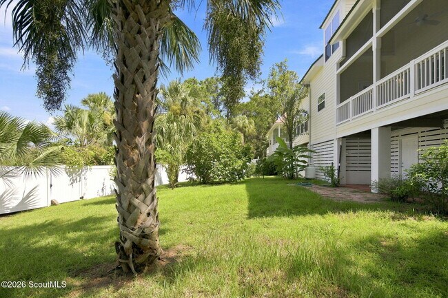 Building Photo - 1066 Patterson Is