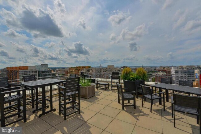 Building Photo - 555 Massachusetts Ave NW