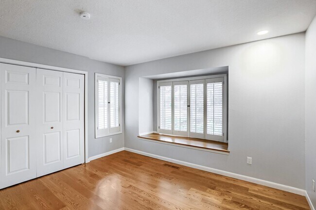 Building Photo - 15050 SW 141st Ave
