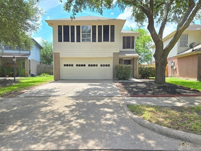Building Photo - 11735 Sunny Stream Dr
