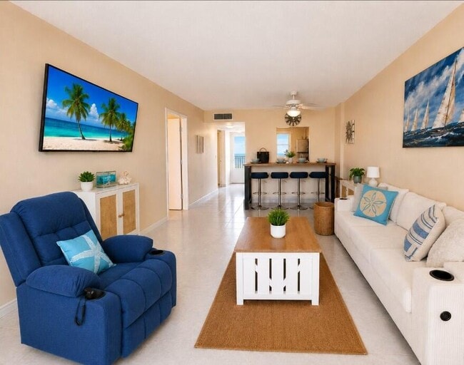 Building Photo - 1391 S Ocean Blvd