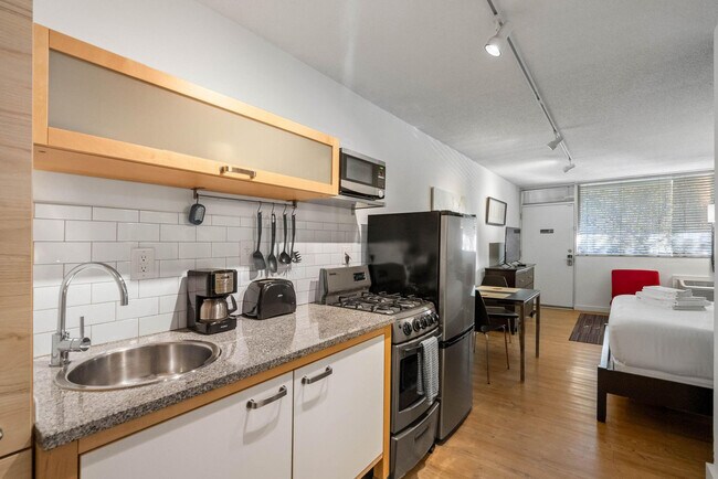 Building Photo - 47 5th St NW