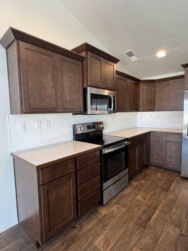 Building Photo - Beautiful 3 bed 2 bath home in Caldwell ju...