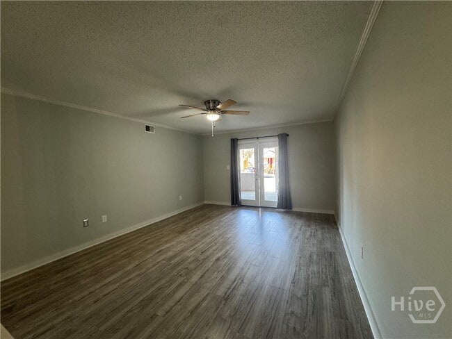 Building Photo - 2505 W Broad St