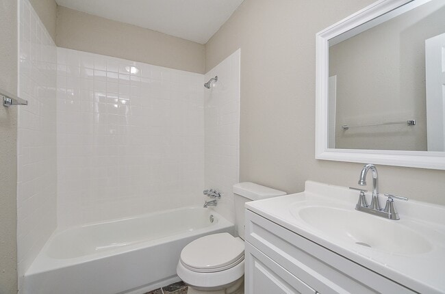 Building Photo - 6741 Limestone St