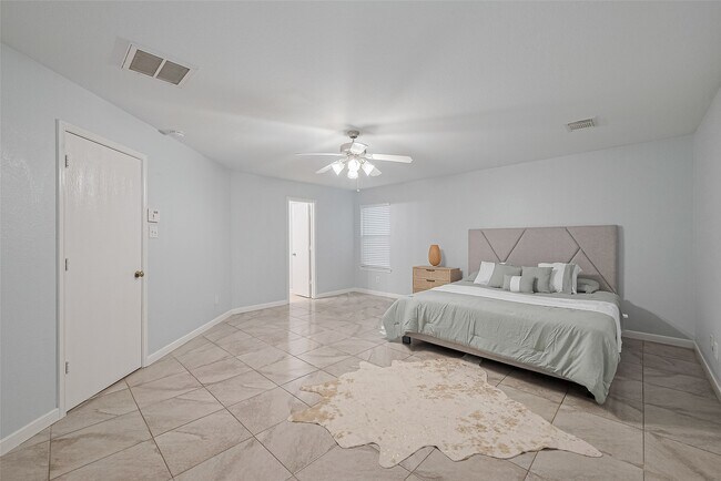 Building Photo - 2123 Gable Hollow Ln