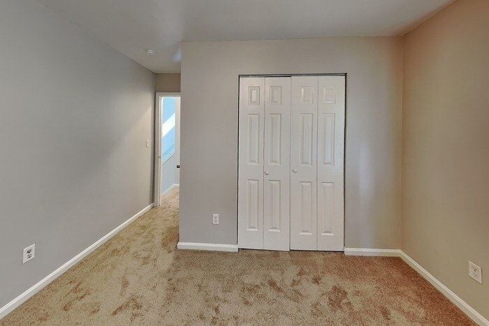 Building Photo - 7135 Cabe Ln