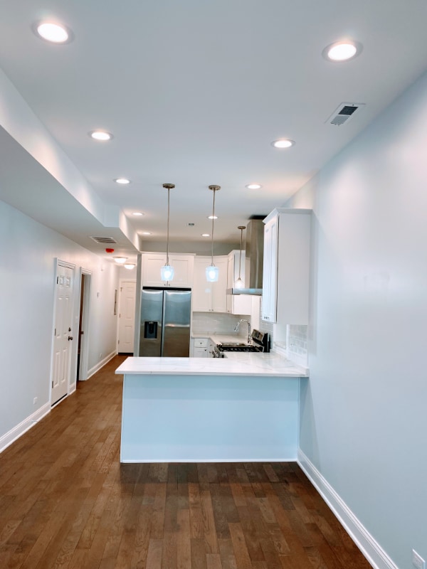 Building Photo - 2847 W 38th Pl