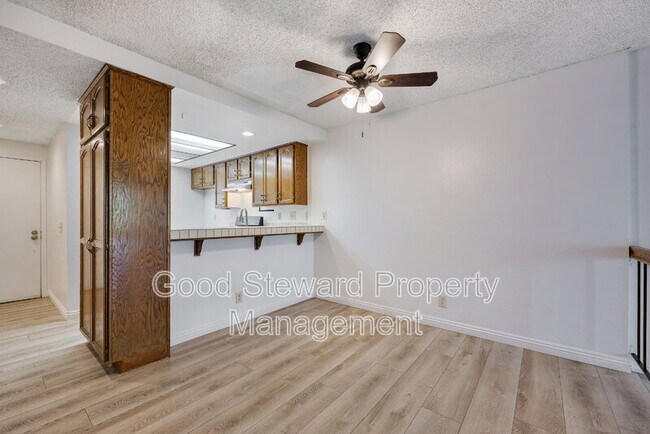 Building Photo - 363 Molokai Dr