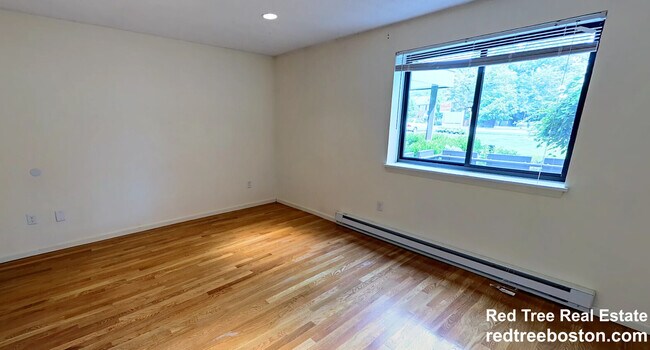 Building Photo - 320 Hammond Pond Pkwy