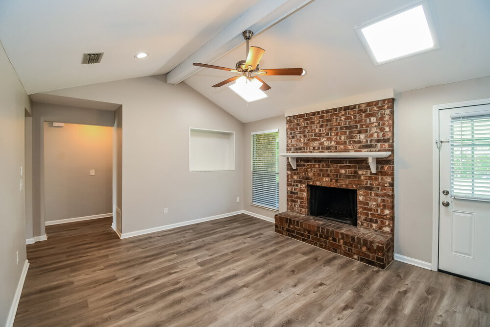 Building Photo - 2621 Grafton Dr