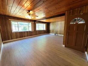 Building Photo - 1408 Gregory Way