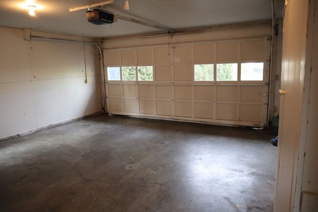 Building Photo - 1311 NW 52nd St