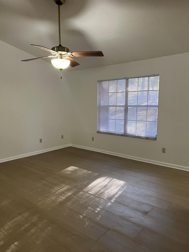 Building Photo - 2733 Masterson Ln
