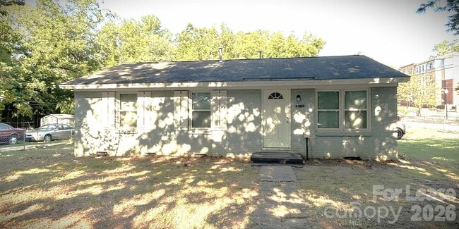 Building Photo - 3000 Rodman St