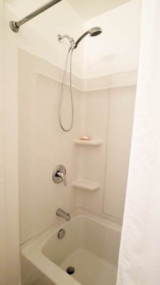 3rd floor bathroom - 694 E 355 N
