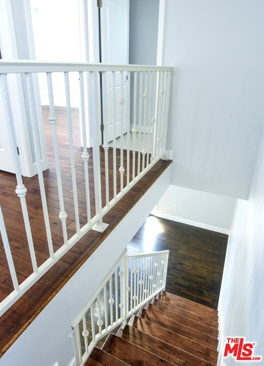 Building Photo - 2114 S Ridgeley Dr